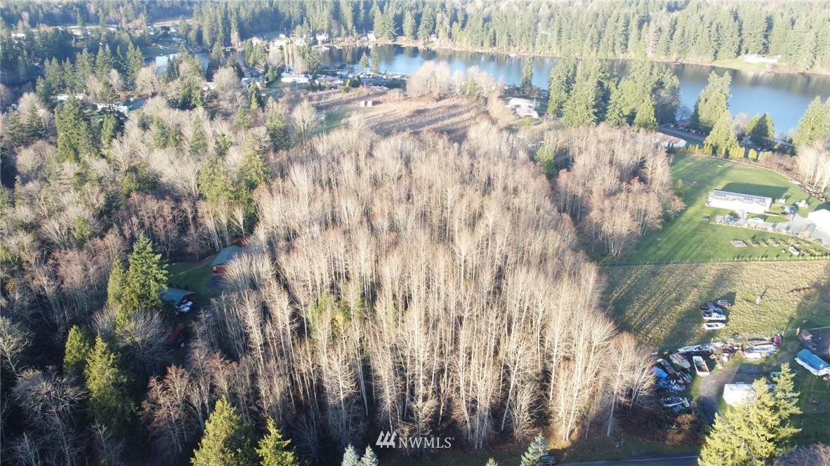 8021 184th Street - Photo 1