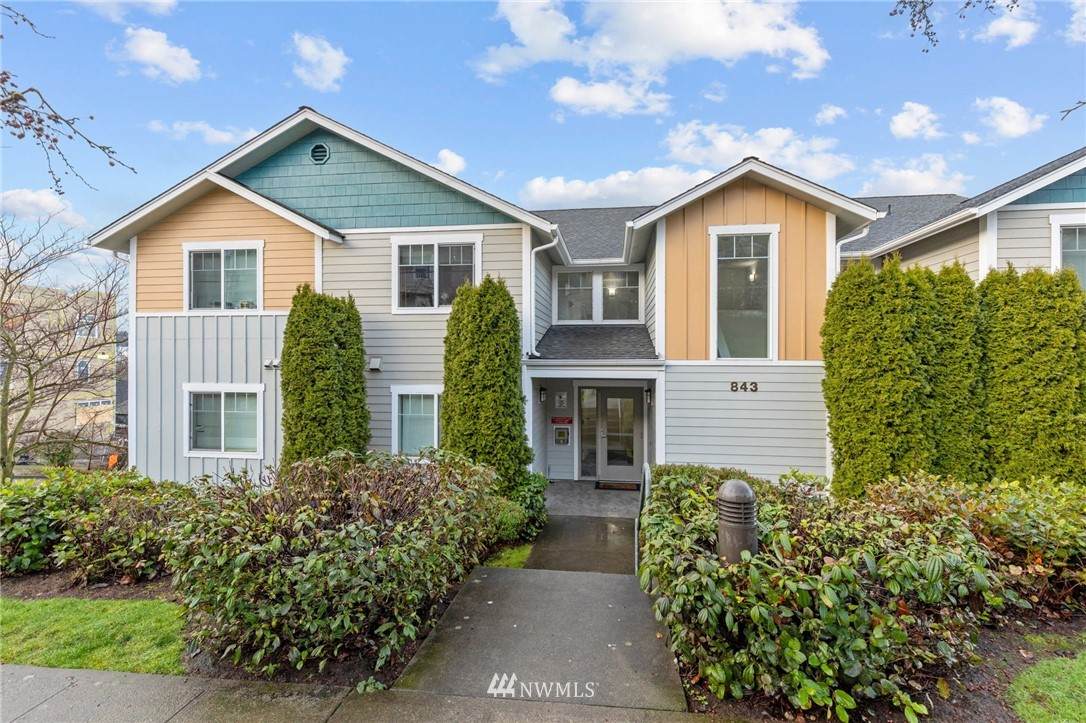 843 Davis Place - Photo 1