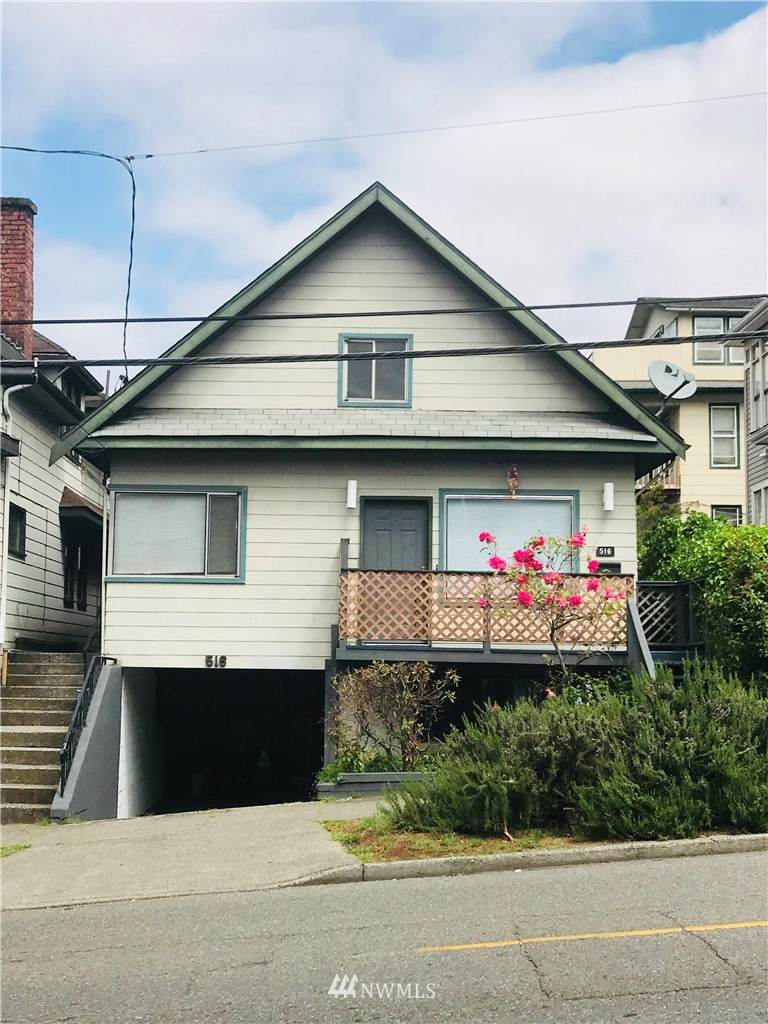 516 Denny Way - Photo 1