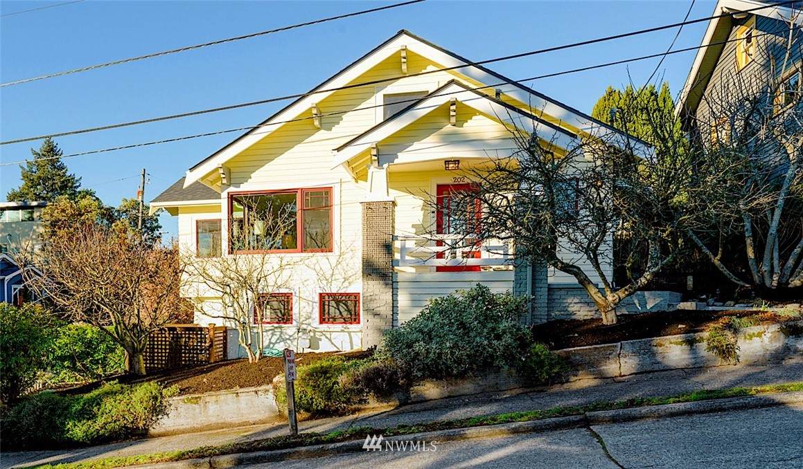 202 42nd Street - Photo 1