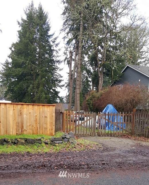 8413 Wildwood Avenue - Photo 1
