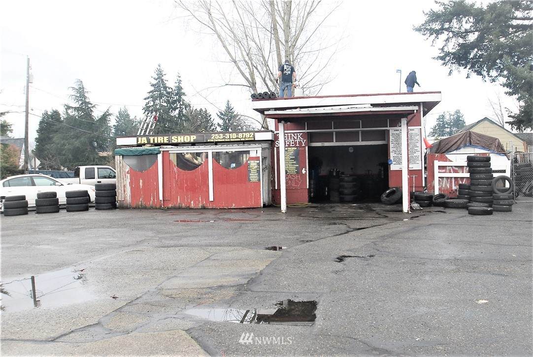 9119 Portland Avenue - Photo 1