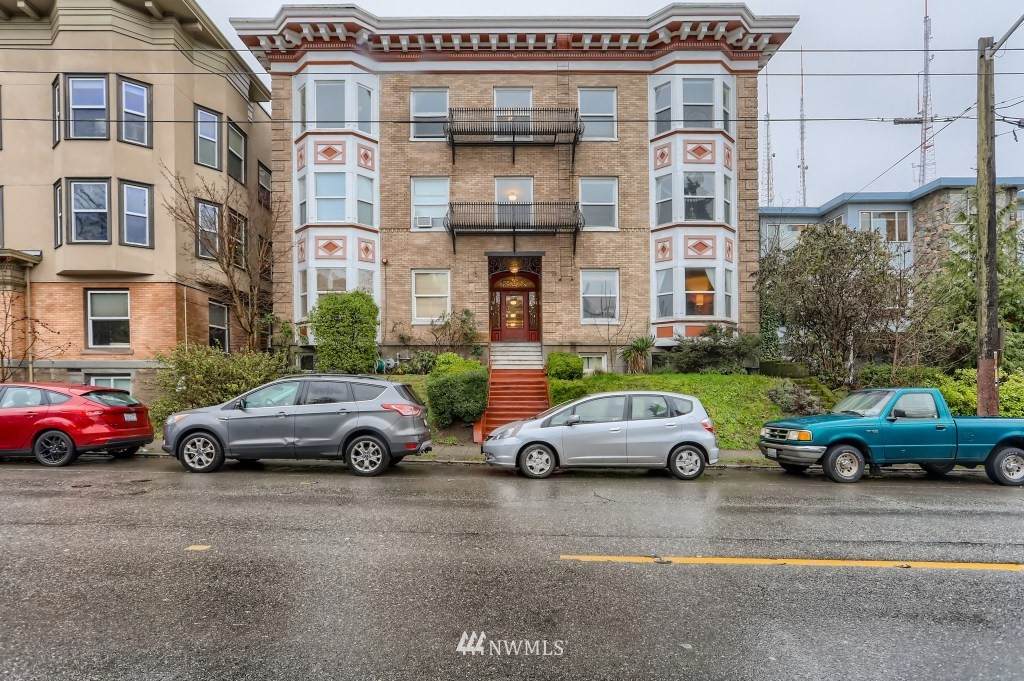 1726 15th Ave - Photo 1