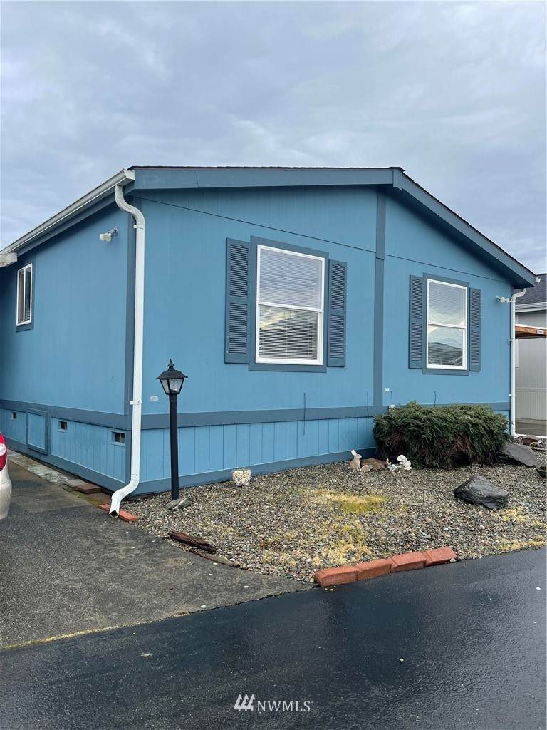 10613 61st Street - Photo 1