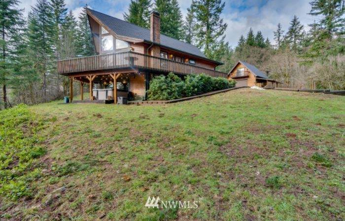 15304 Winsor Drive - Photo 1