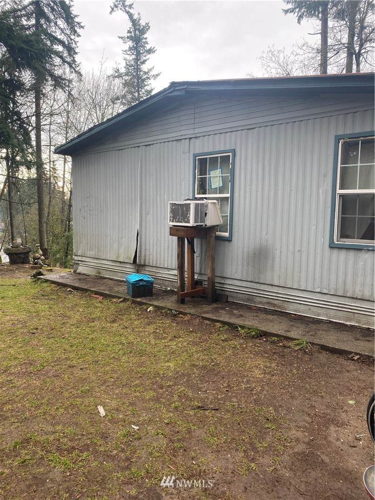 15019 306th Place - Photo 1