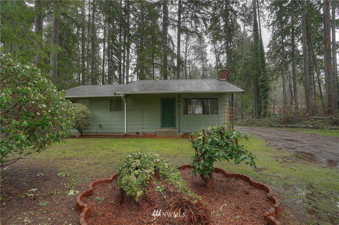 13819 Sandy Point East Nw - Photo 1