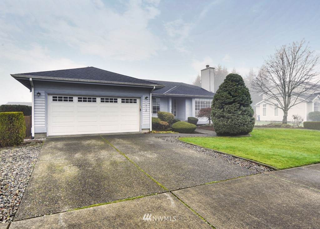 1618 Amber Boulevard - Photo 1