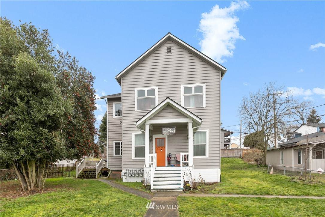 906 Marine View Drive - Photo 1