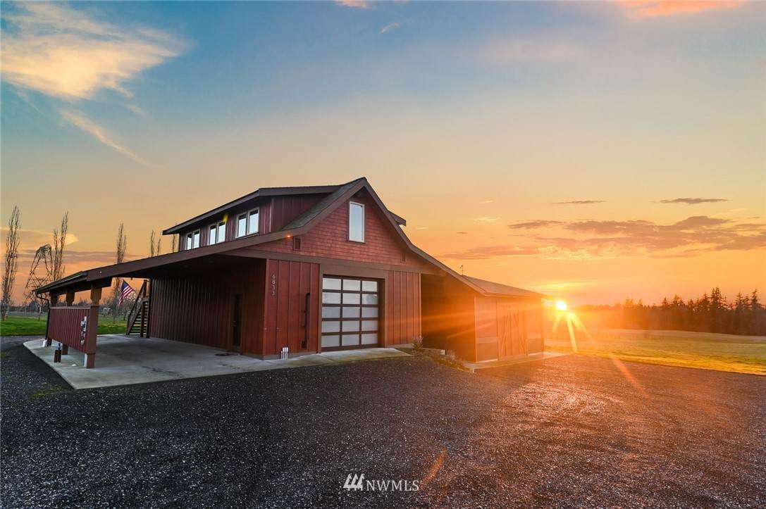 6833 Hawk Ridge Drive - Photo 1