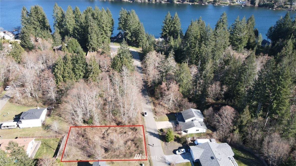 101 Laurel Road - Photo 1