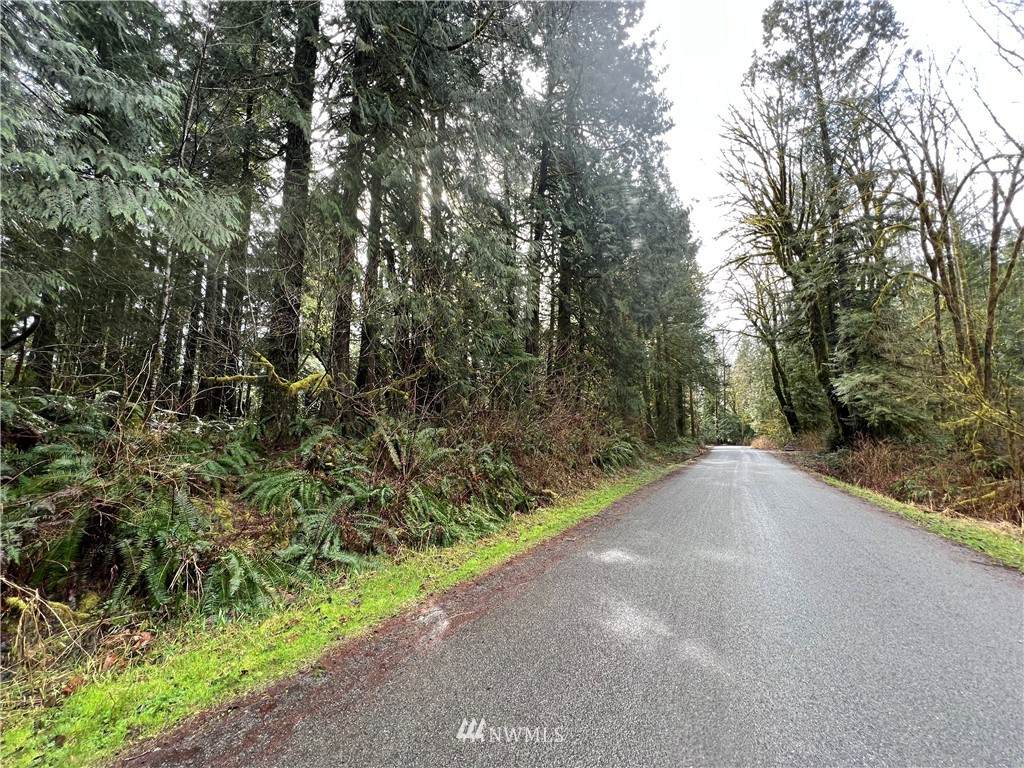 2673 Whitman Road - Photo 1