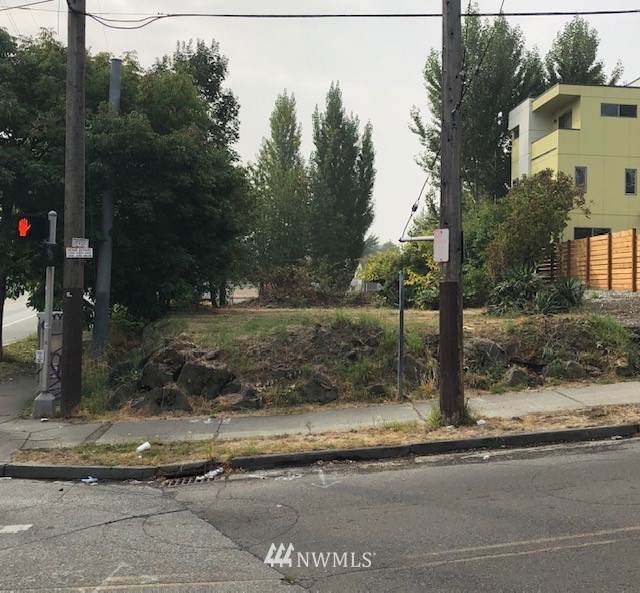 2611 Judkins Street - Photo 1