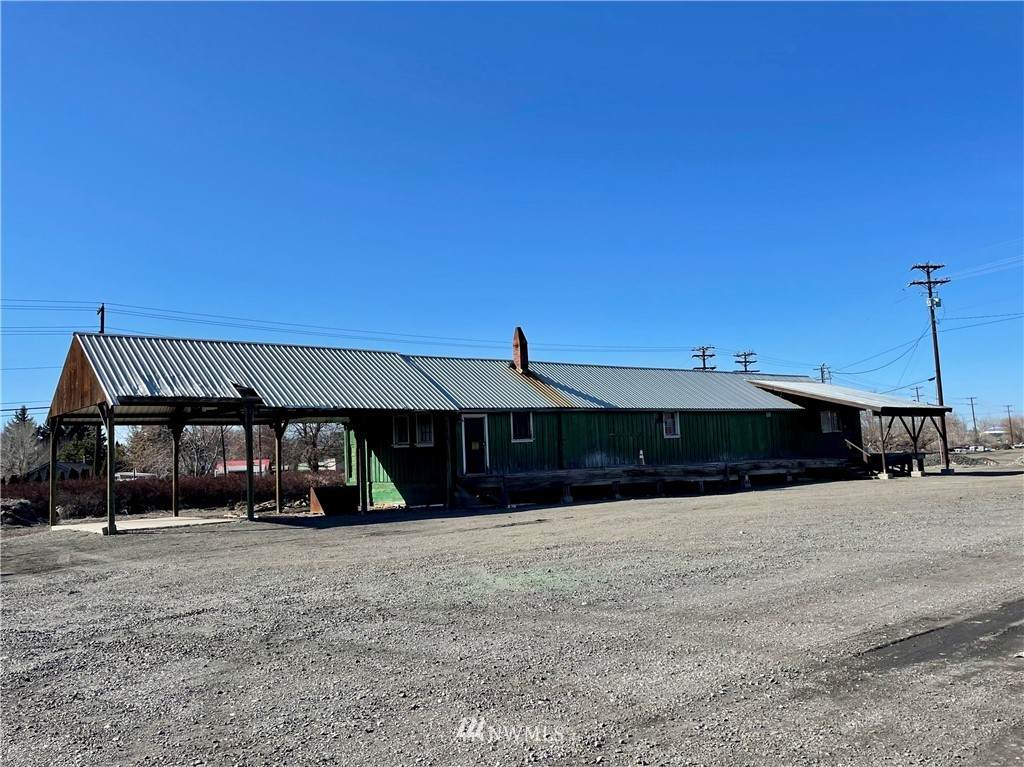 500 Railroad Avenue - Photo 1
