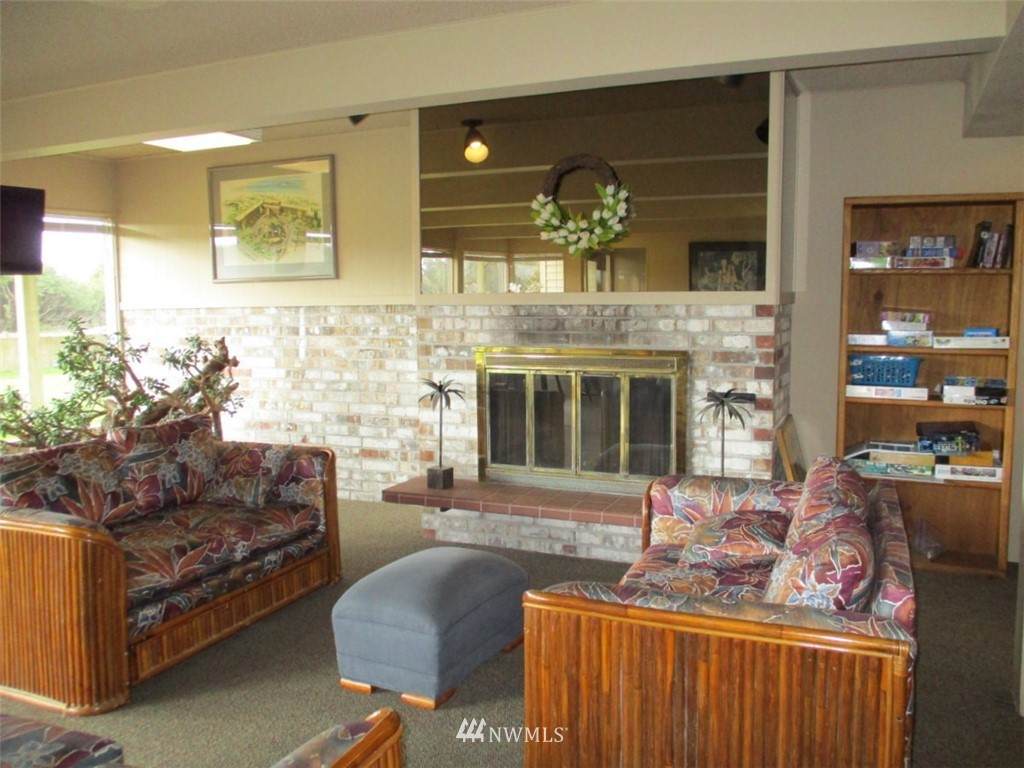 615 Ocean Shores Boulevard - Photo 1