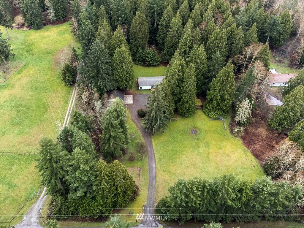 6026 Happy Hollow Road - Photo 1