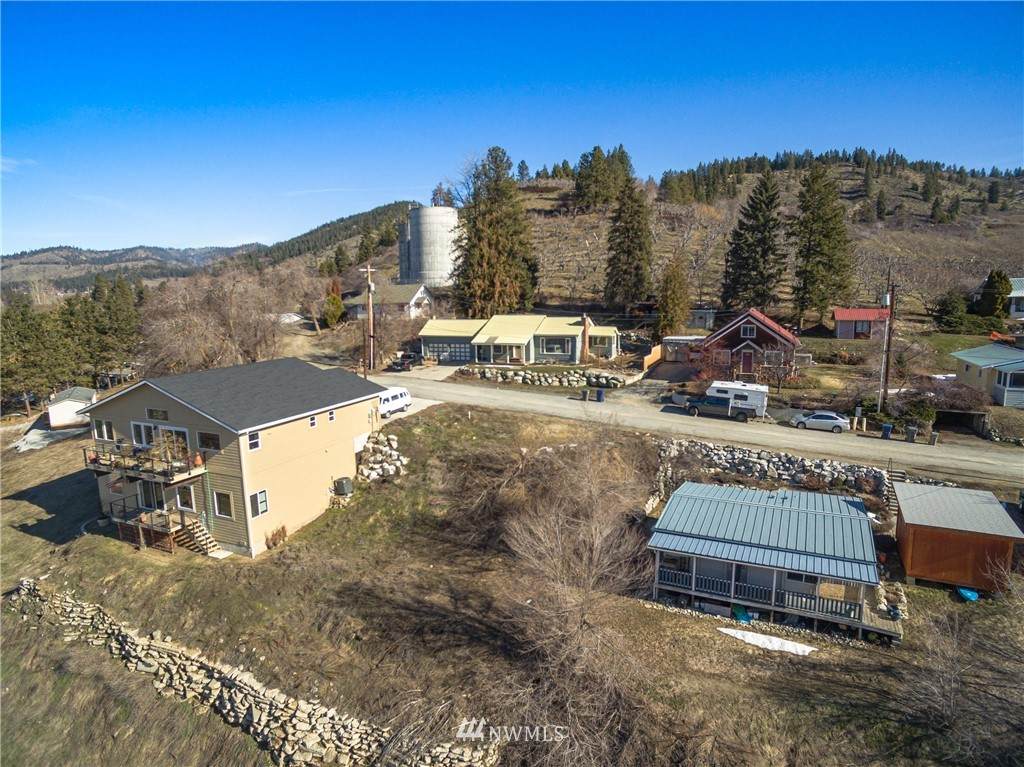 10233 High Street - Photo 1