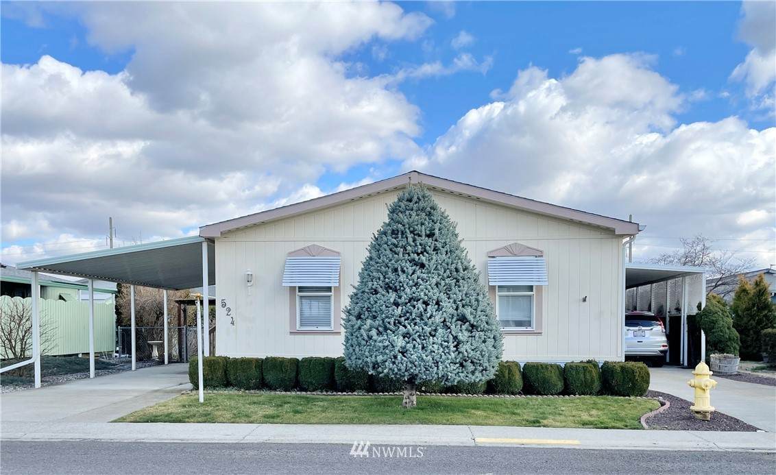 524 Villa Avenue - Photo 1