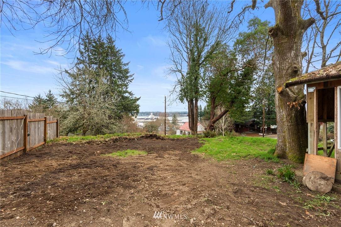 3309 Porter Street - Photo 1