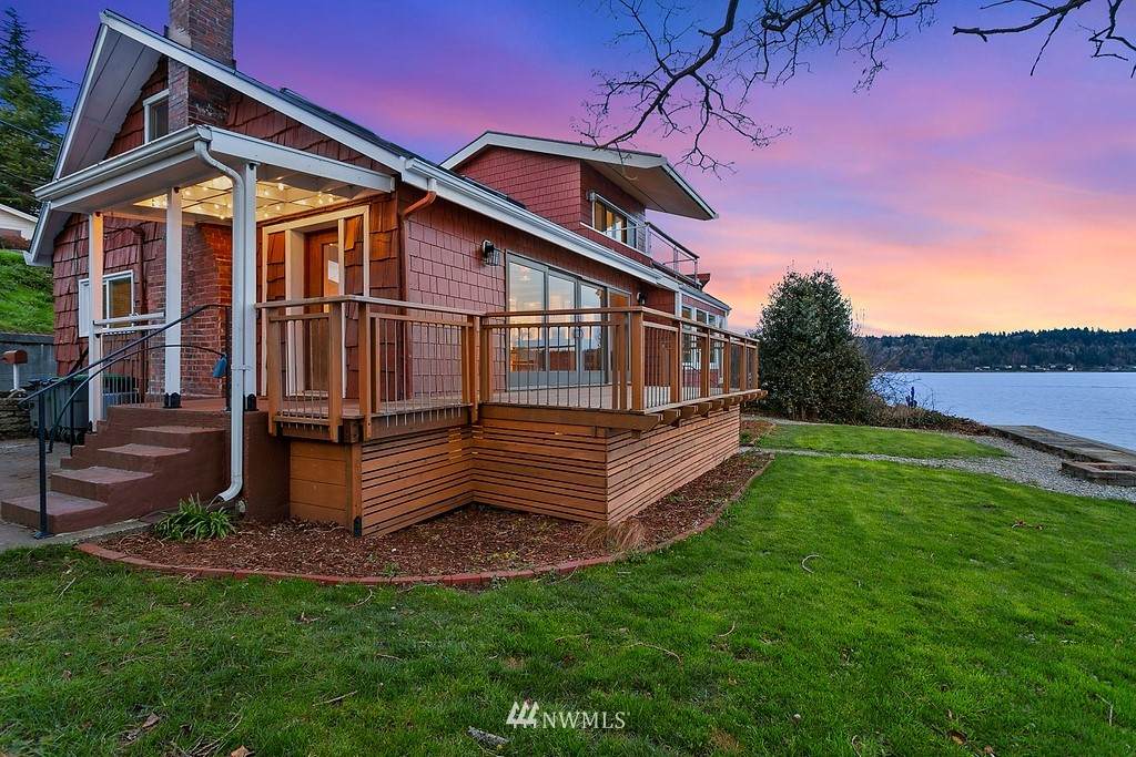 405 Shore Drive - Photo 1