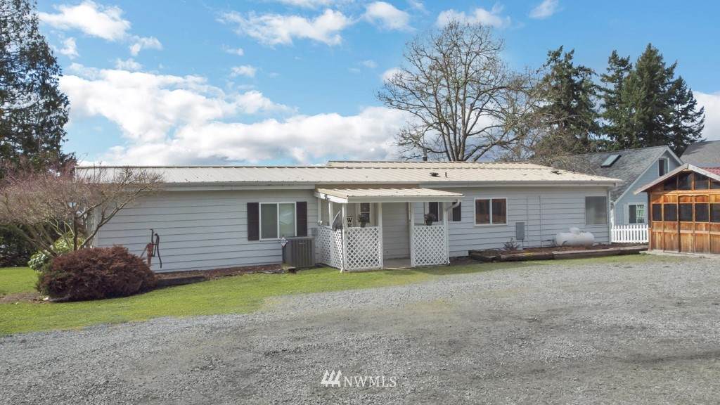 40514 Silver Lake Rd E - Photo 1