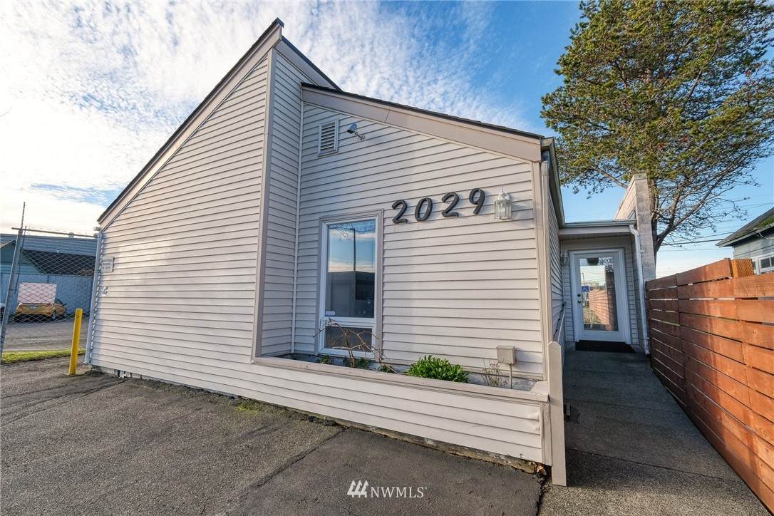 2029 James Street - Photo 1