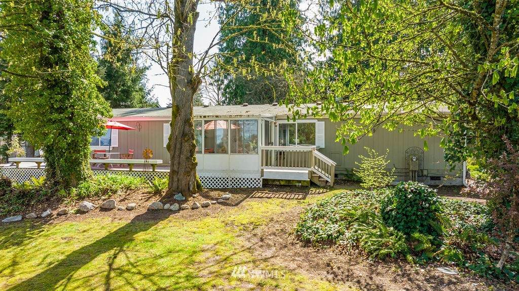 5621 350th Street - Photo 1