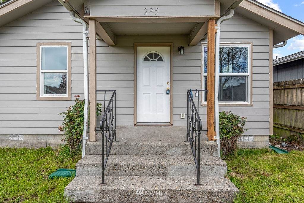 285 16th Avenue - Photo 1