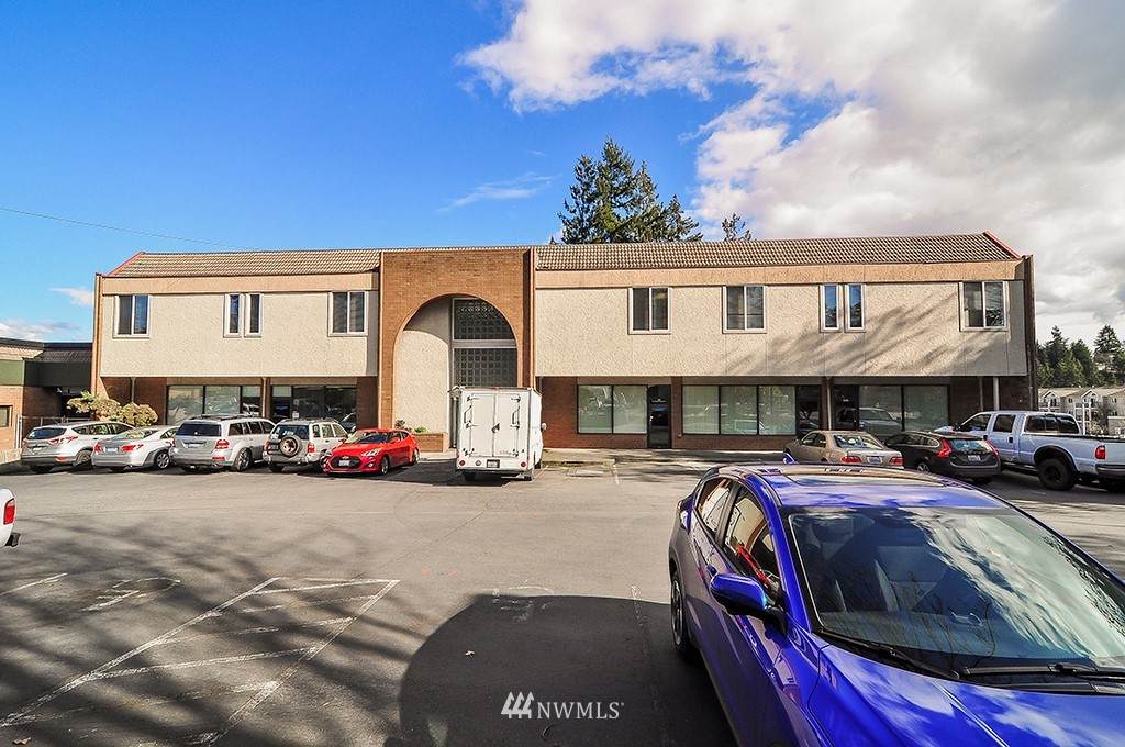 13838 1st Avenue - Photo 1