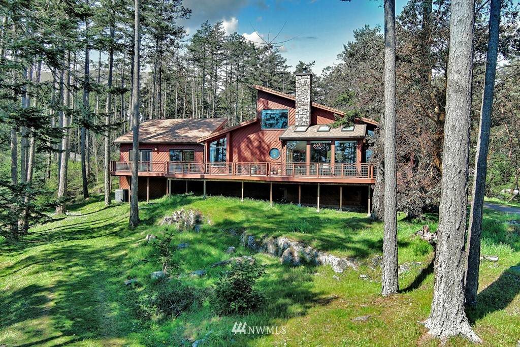 163 Island Drive - Photo 1