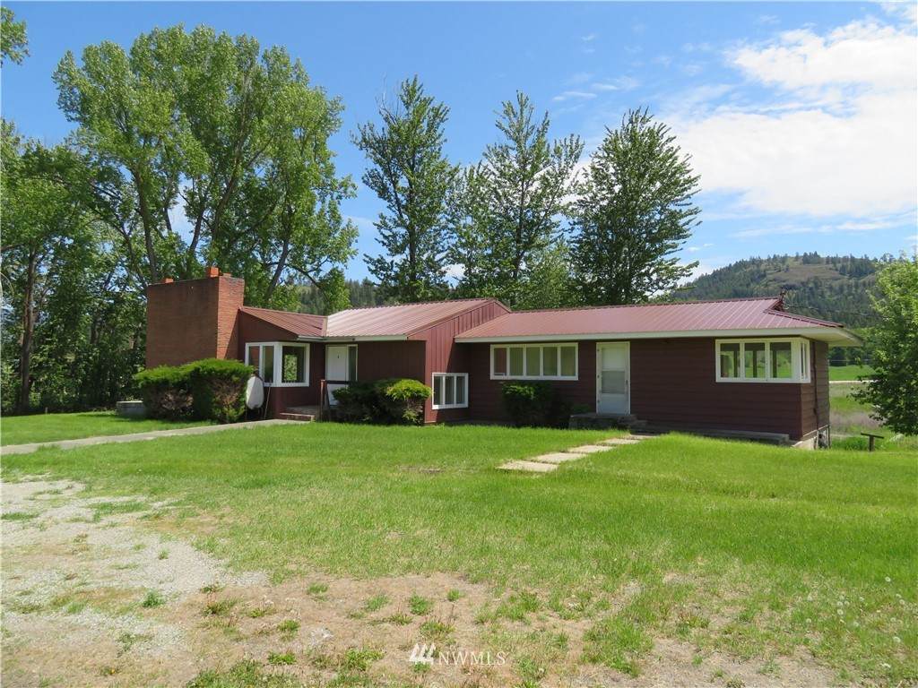 786 Curlew Lake Road - Photo 1