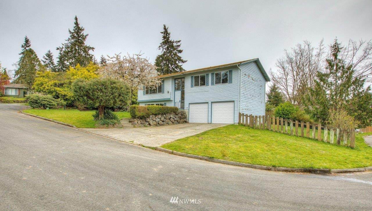 2205 283rd Street - Photo 1