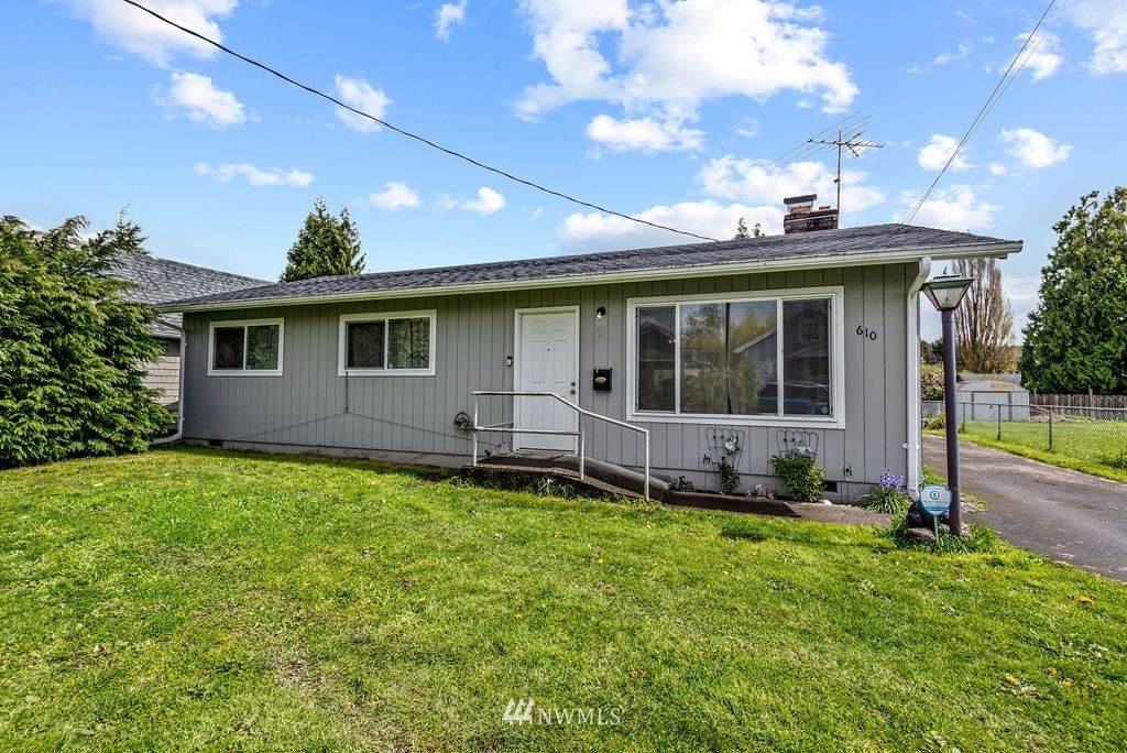 610 6th Avenue - Photo 1