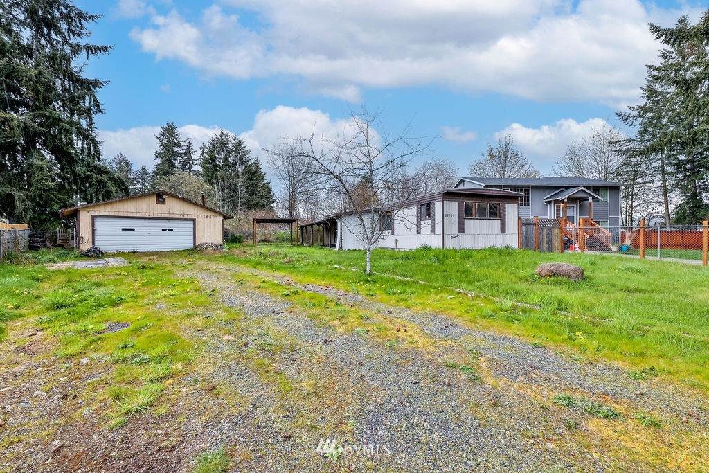 21709 146th Street - Photo 1
