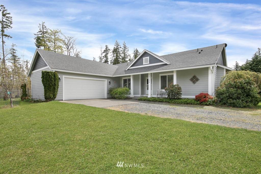 15706 Scenic Shores Drive - Photo 1