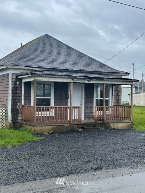 219 7th Street - Photo 1