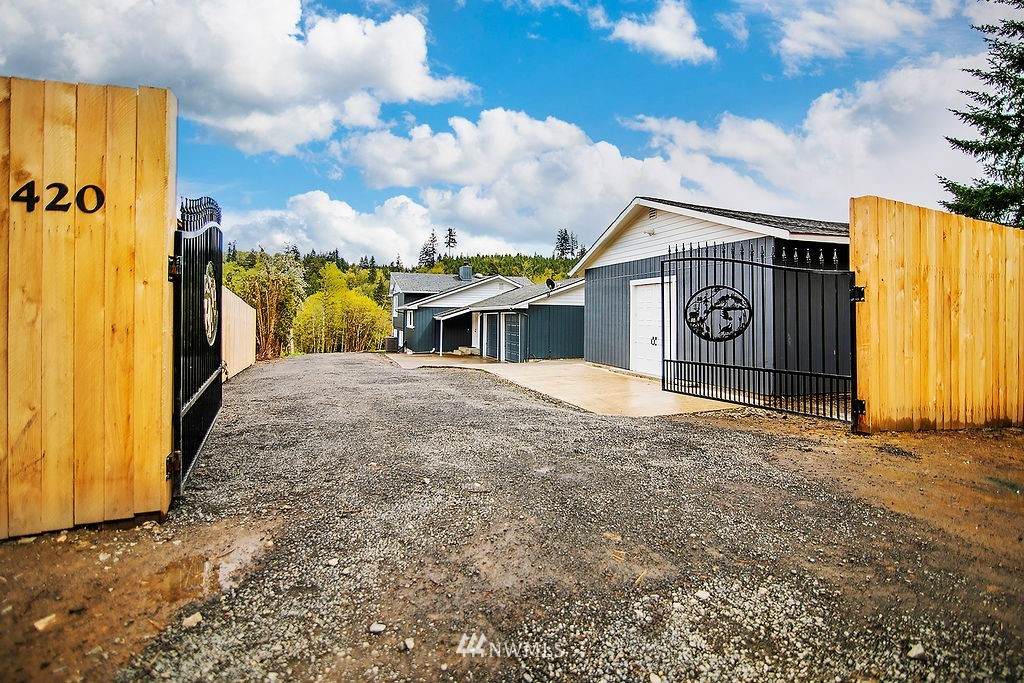 420 White Road - Photo 1
