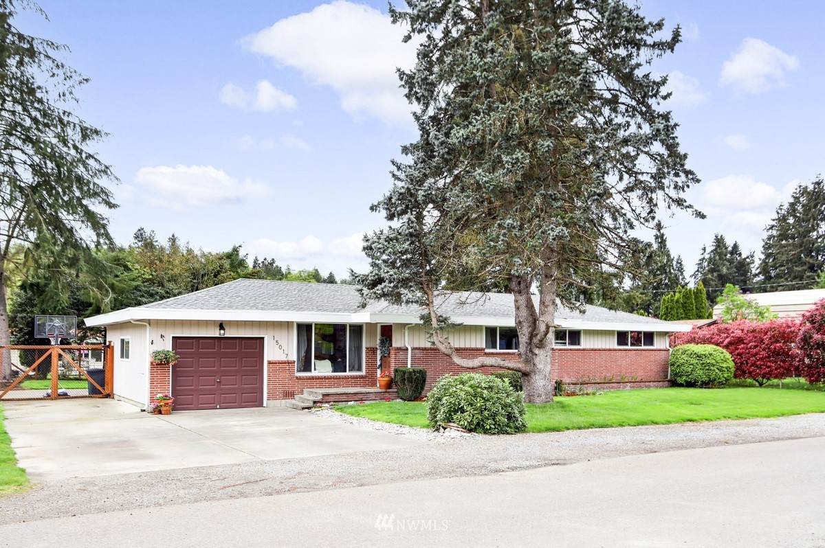 15017 134th Avenue - Photo 1