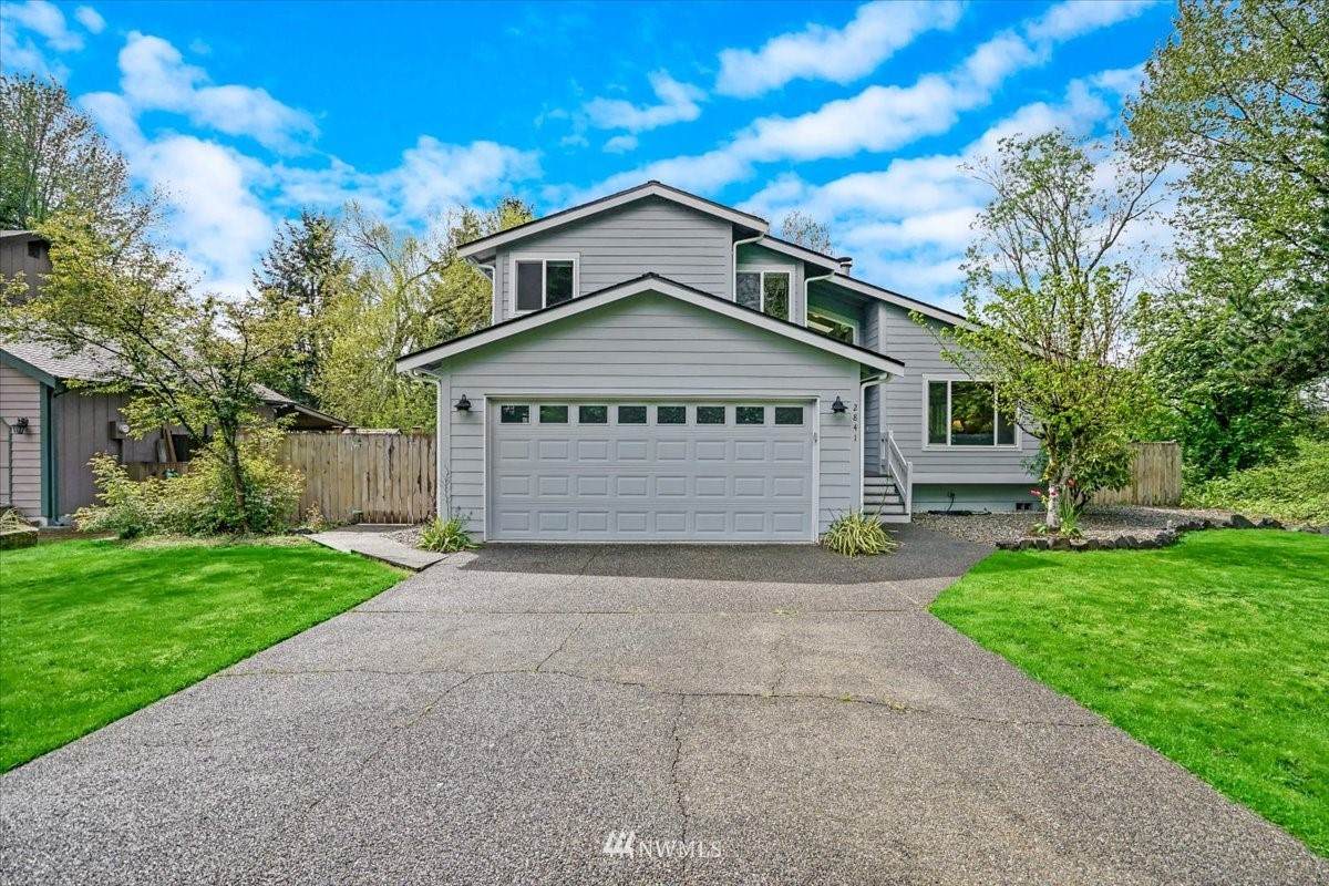 2841 Lakeview Drive - Photo 1