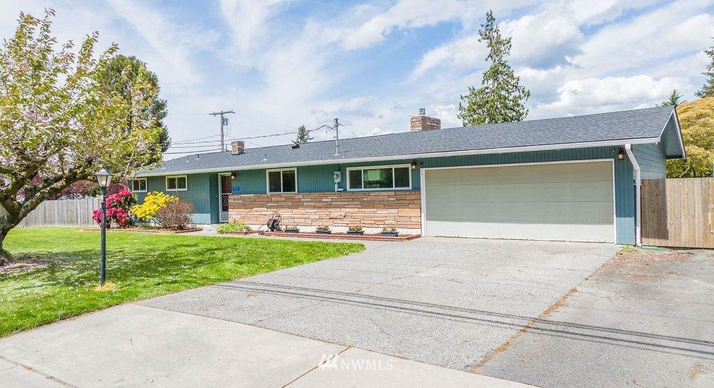 731 Peterson Road - Photo 1
