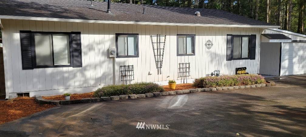 331 St. Andrews Drive - Photo 1