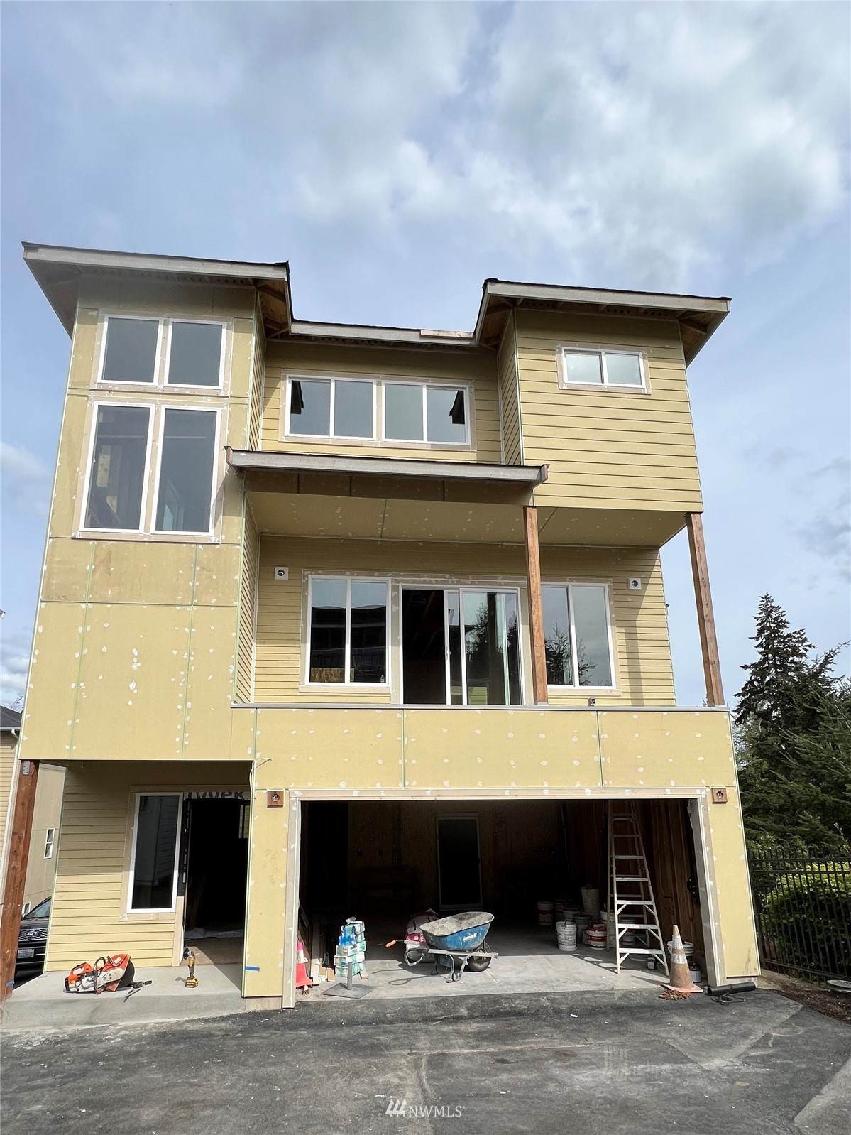 2702 151st Street - Photo 1