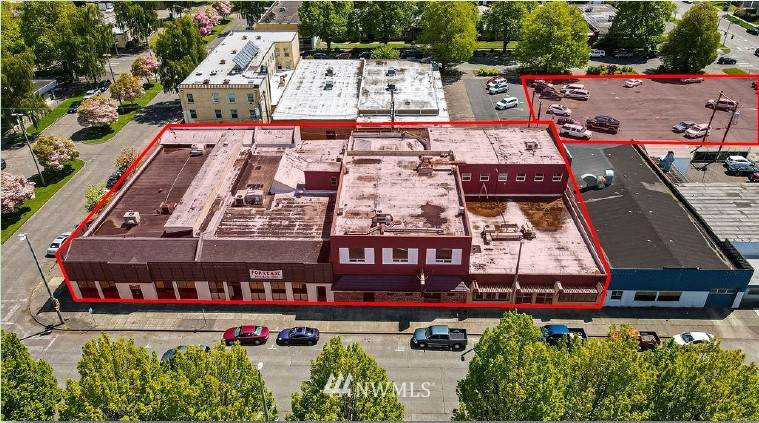 1346 12th Avenue - Photo 1