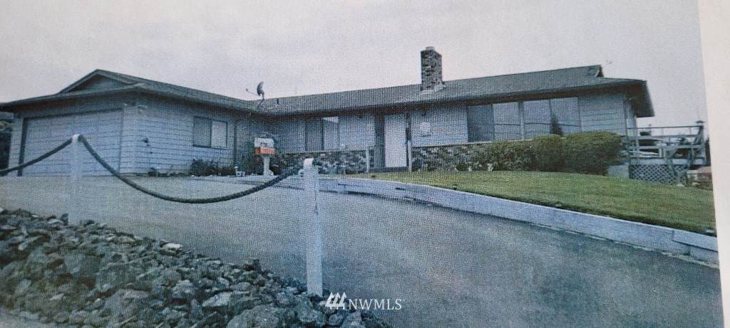 714 Golf Course Road - Photo 1