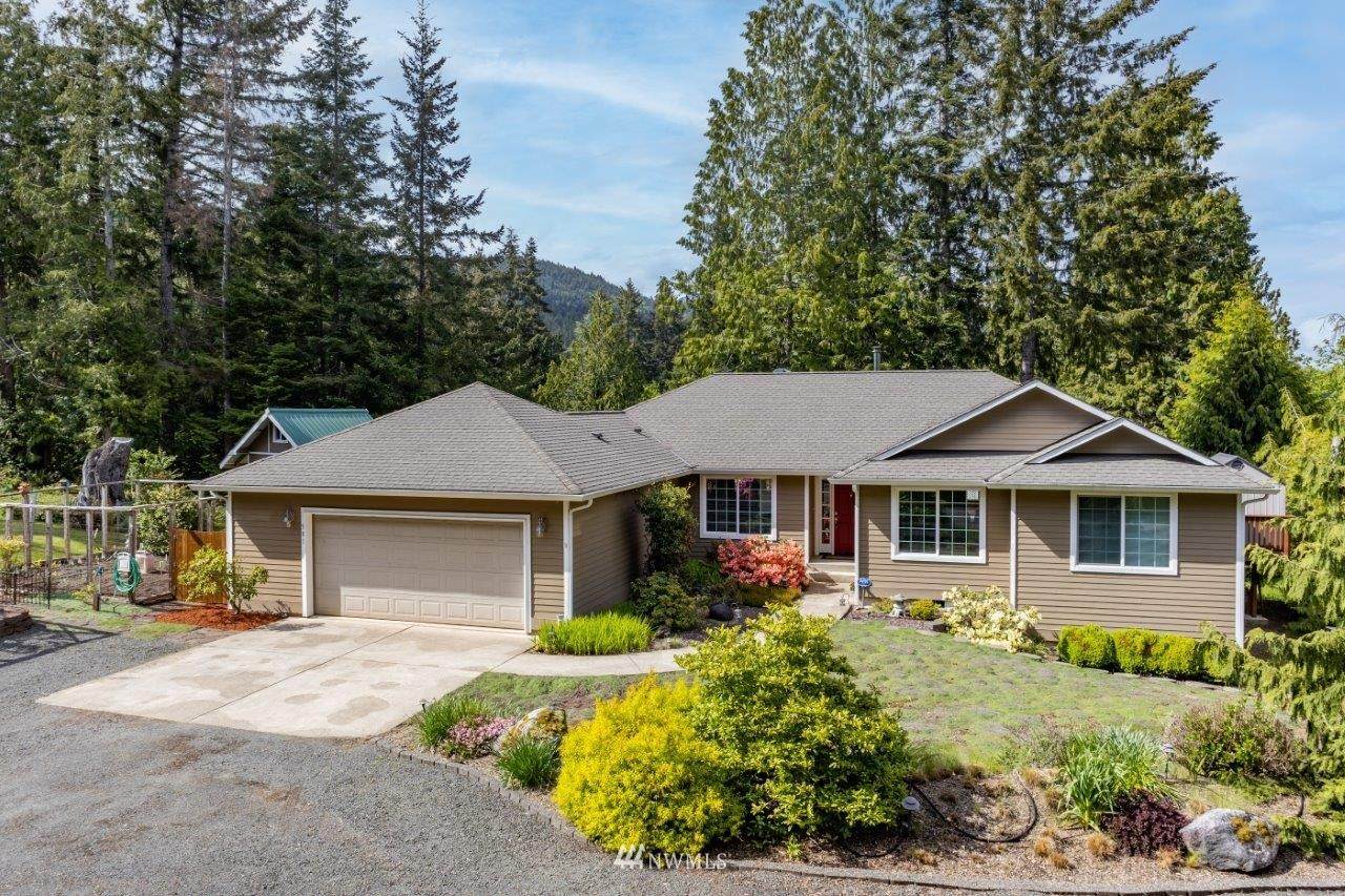 581 Rhododendron Lane - Photo 1