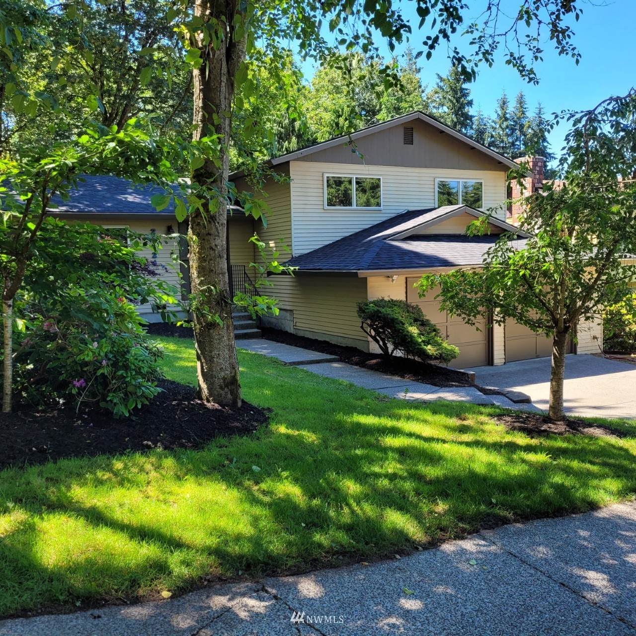 21724 9th Avenue - Photo 1