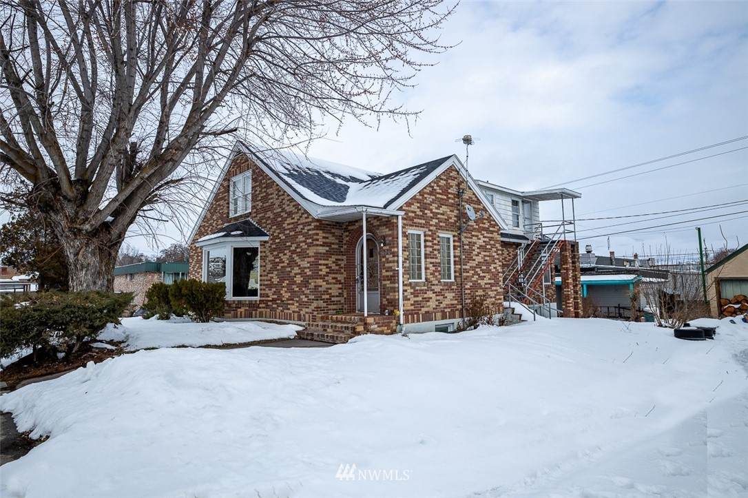 101 Birch Street - Photo 1