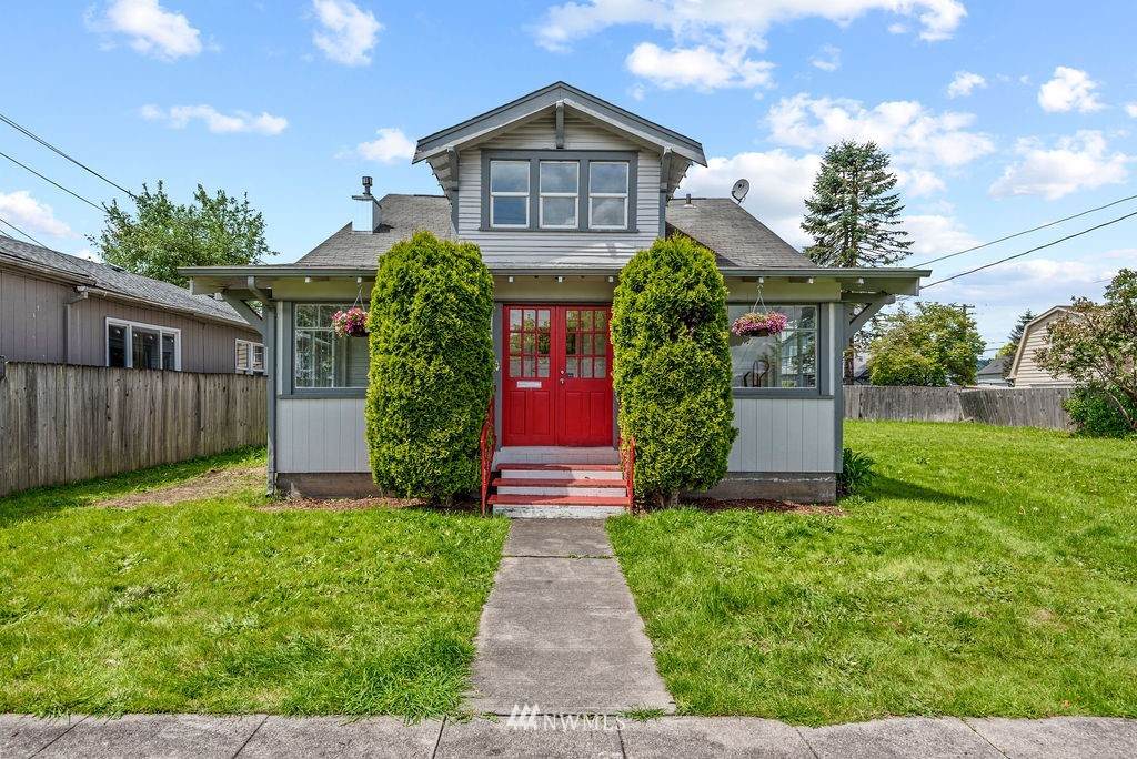 605 5th Avenue - Photo 1