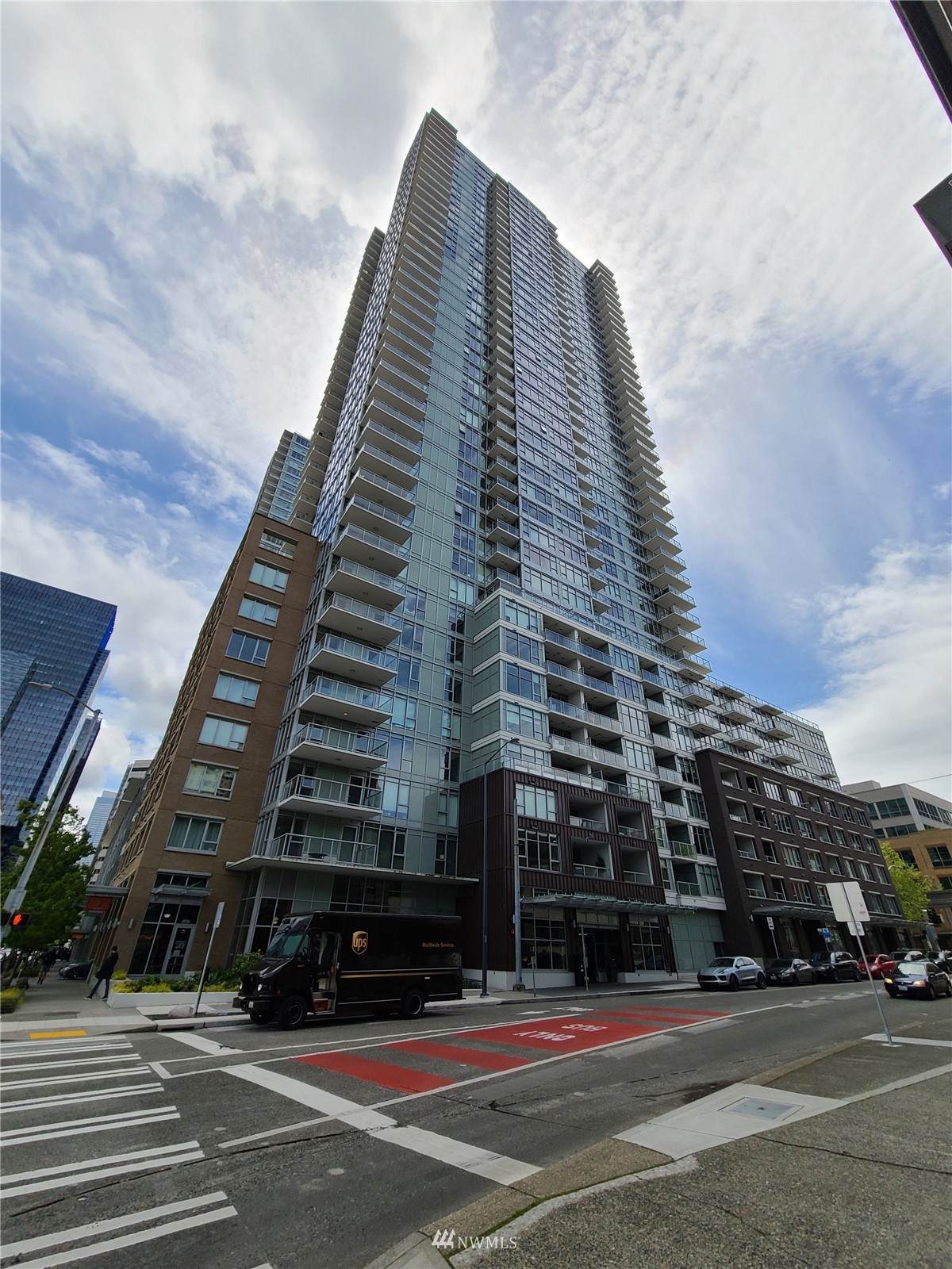 583 Battery Street - Photo 1