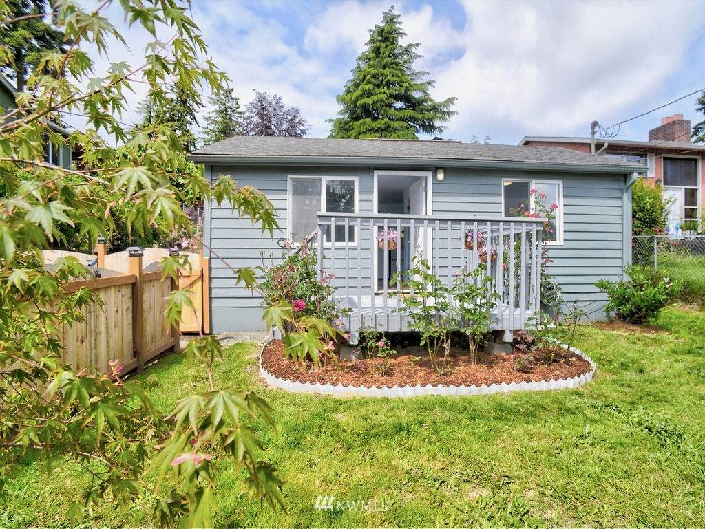 13245 3rd Avenue - Photo 1
